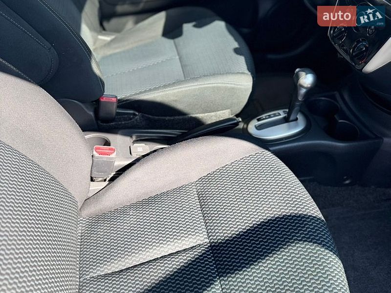 Хэтчбек Nissan Versa Note 2015 в Николаеве