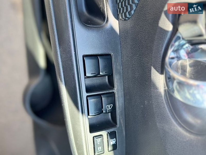 Хэтчбек Nissan Versa Note 2015 в Николаеве