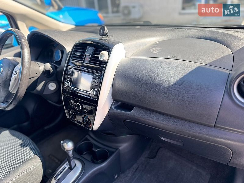 Хэтчбек Nissan Versa Note 2015 в Николаеве