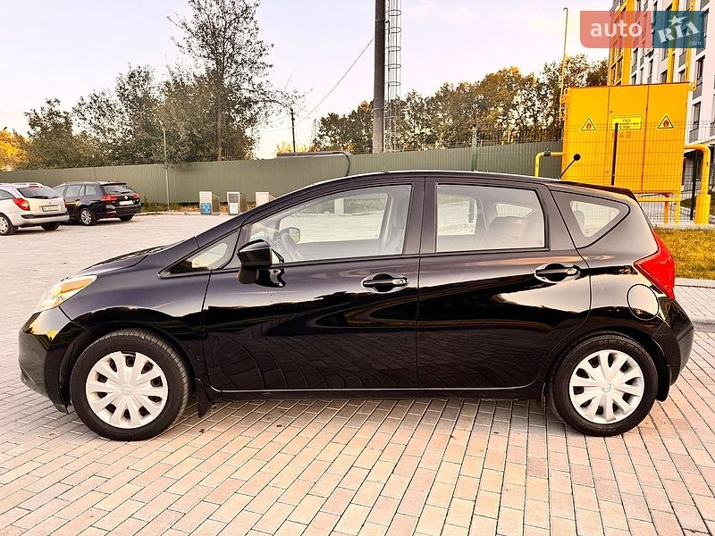 Хэтчбек Nissan Versa Note 2015 в Львове