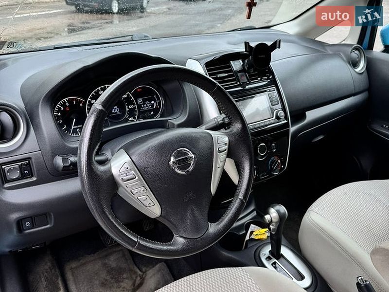 Хетчбек Nissan Versa Note 2014 в Львові