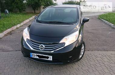 Хэтчбек Nissan Versa 2015 в Одессе