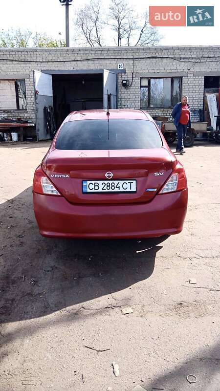 Седан Nissan Versa 2012 в Чернигове фото 2 Седан Nissan Versa 2012 в Чернигове