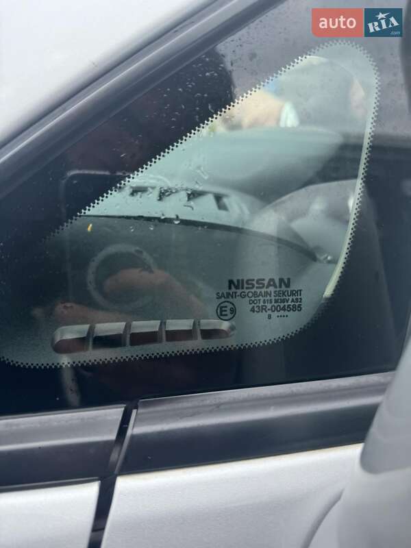 Хэтчбек Nissan Versa 2008 в Бородянке