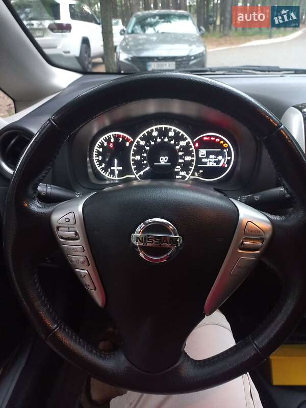 Седан Nissan Versa 2016 в Вышгороде