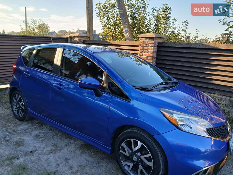 Nissan Versa 2015