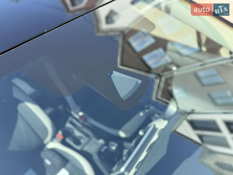 Седан Nissan Versa 2019 в Києві