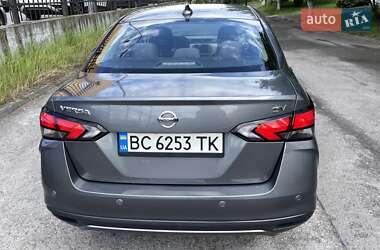 Седан Nissan Versa 2020 в 