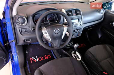 Седан Nissan Versa 2016 в 