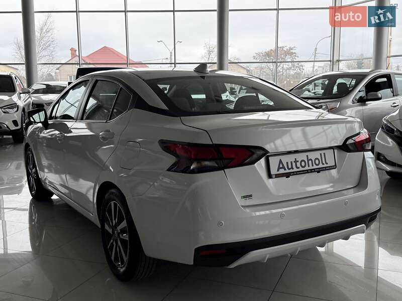Седан Nissan Versa 2022 в Одессе