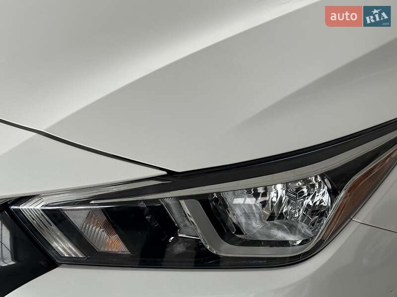 Седан Nissan Versa 2022 в Одессе