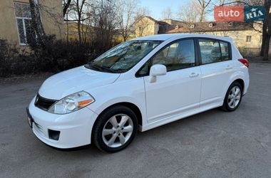 Хетчбек Nissan Versa 2010 в Одесі
