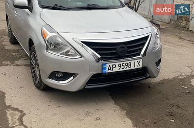 Седан Nissan Versa 2012 в Запоріжжі