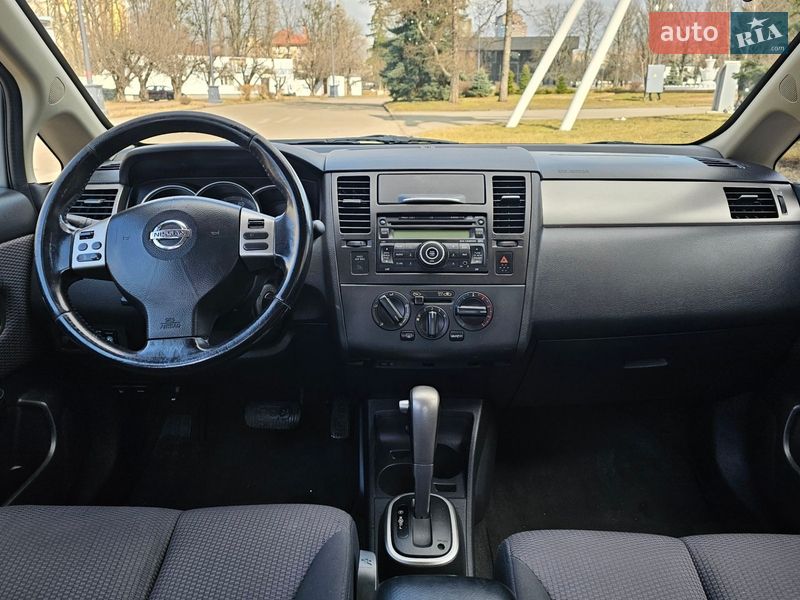 Седан Nissan Versa 2007 в Киеве фото 22 Седан Nissan Versa 2007 в Киеве