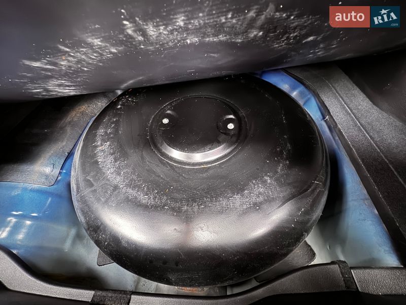 Седан Nissan Versa 2012 в Василькове