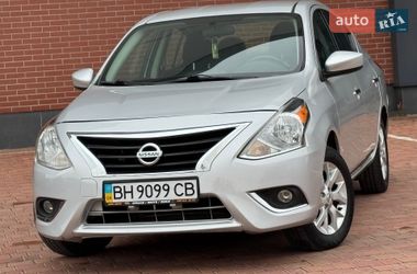 Седан Nissan Versa 2018 в Одесі