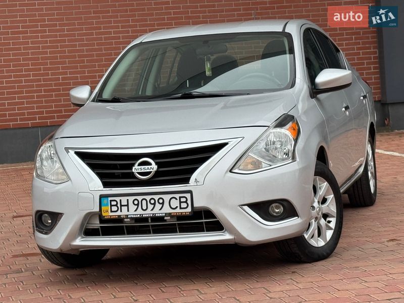Седан Nissan Versa 2018 в Одесі фото Седан Nissan Versa 2018 в Одесі