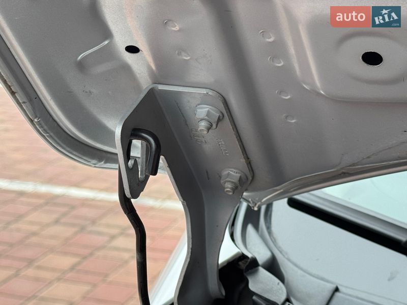 Седан Nissan Versa 2018 в Одесі фото 53 Седан Nissan Versa 2018 в Одесі