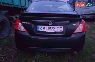 Седан Nissan Versa 2018 в Ставищі