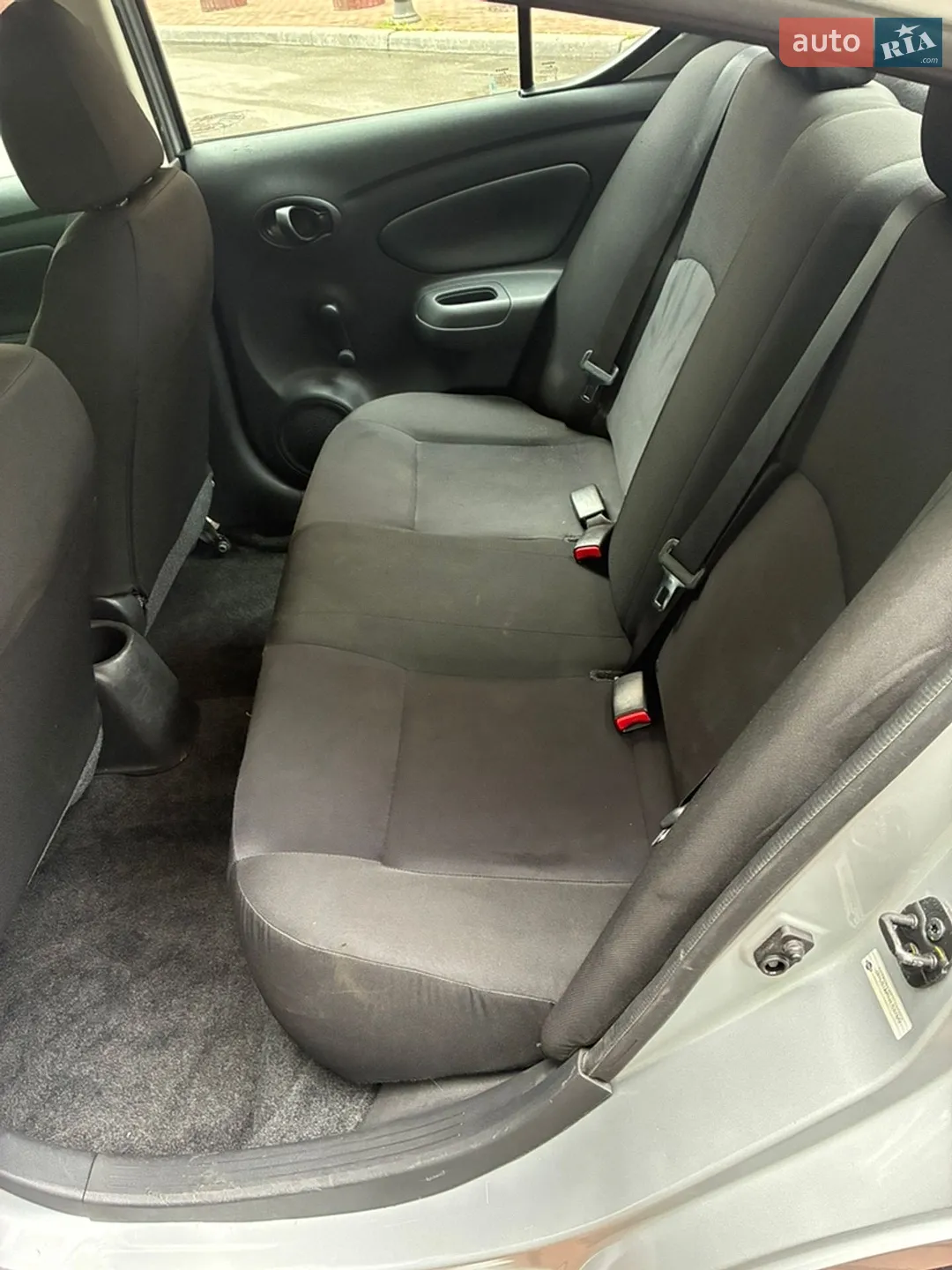 2017 Nissan Versa - мініатюра 11
