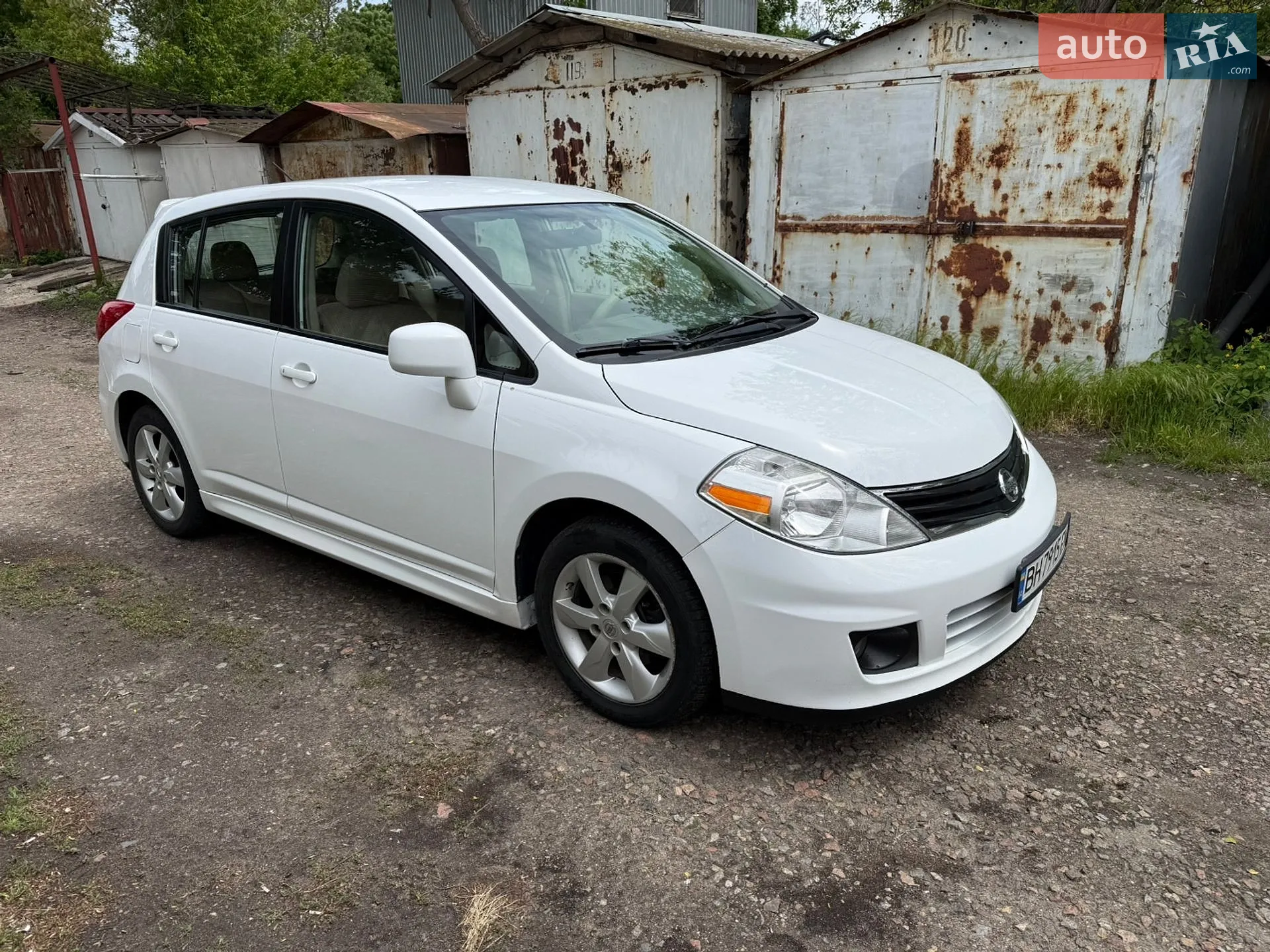 2010 Nissan Versa - мініатюра 10