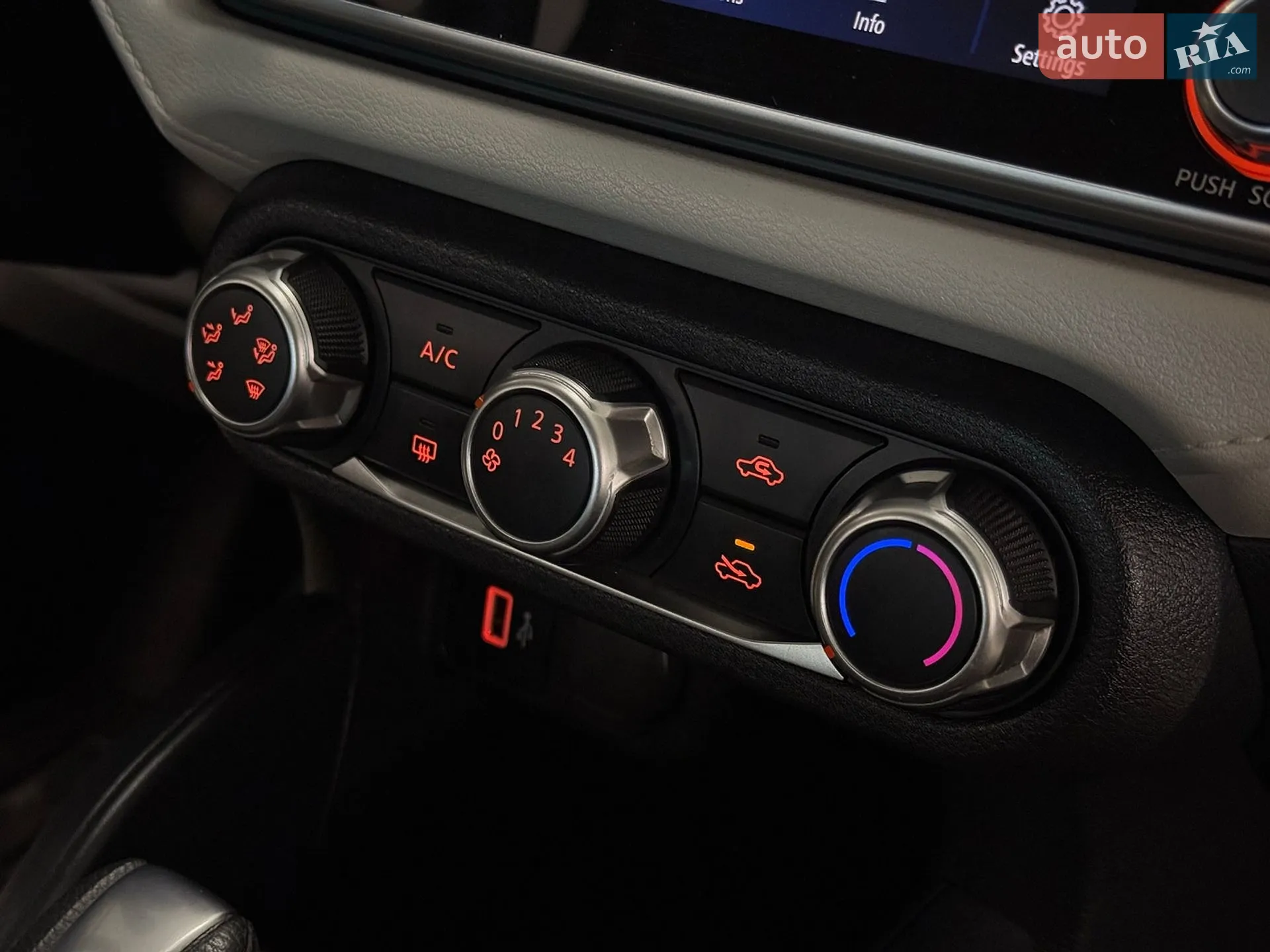 2021 Nissan Versa - мініатюра 26