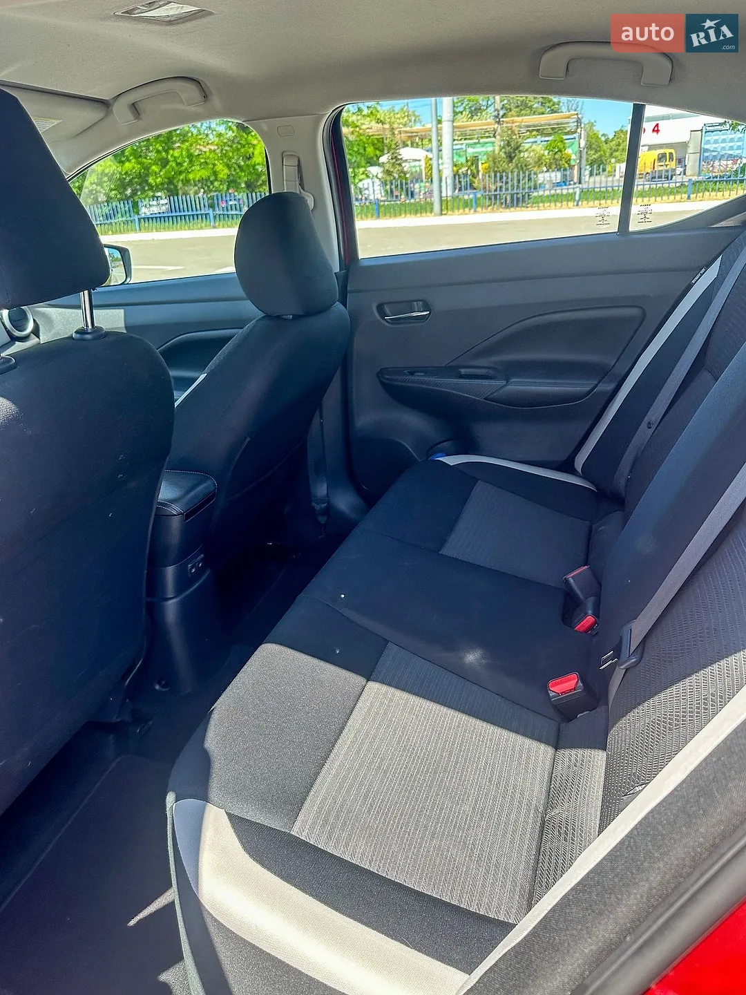 2020 Nissan Versa - мініатюра 15