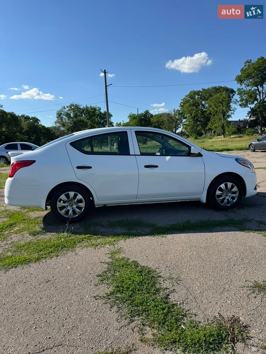 2017 Nissan Versa - мініатюра 5