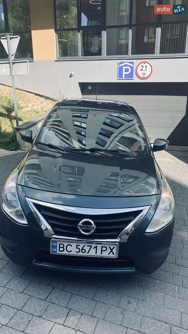 2016 Nissan Versa - мініатюра 5