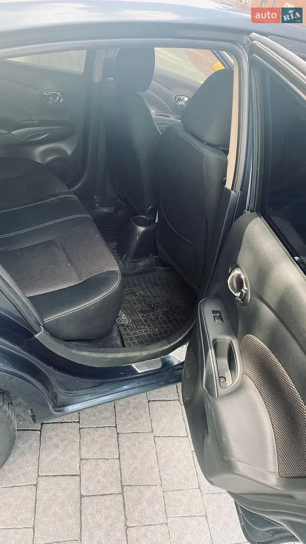 2016 Nissan Versa - мініатюра 8