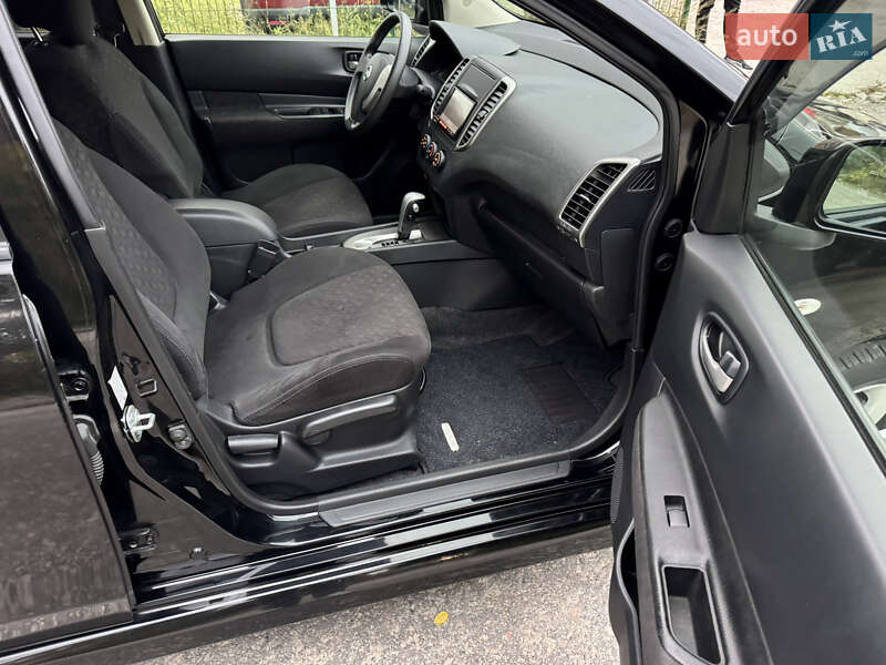 Універсал Nissan Wingroad 2013 в Києві фото 25 Універсал Nissan Wingroad 2013 в Києві