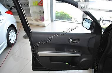 Внедорожник / Кроссовер Nissan X-Trail 2014 в 