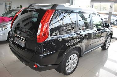 Внедорожник / Кроссовер Nissan X-Trail 2014 в Хмельницком