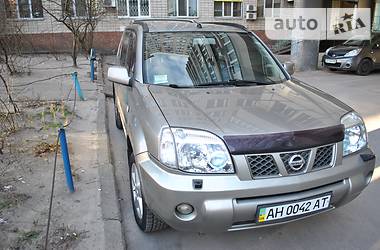 Внедорожник / Кроссовер Nissan X-Trail 2005 в Киеве