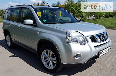 Внедорожник / Кроссовер Nissan X-Trail 2011 в Бродах