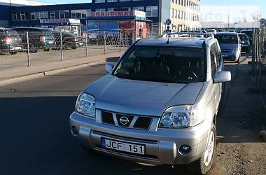 Позашляховик / Кросовер Nissan X-Trail 2005 в Рівному