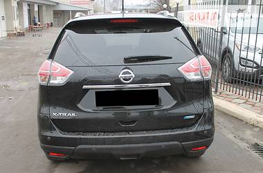 Позашляховик / Кросовер Nissan X-Trail 2014 в 