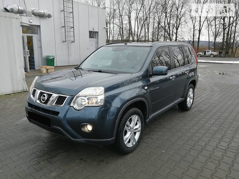 Позашляховик / Кросовер Nissan X-Trail 2011 в Калуші