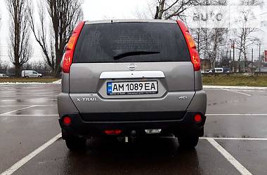 Внедорожник / Кроссовер Nissan X-Trail 2009 в 