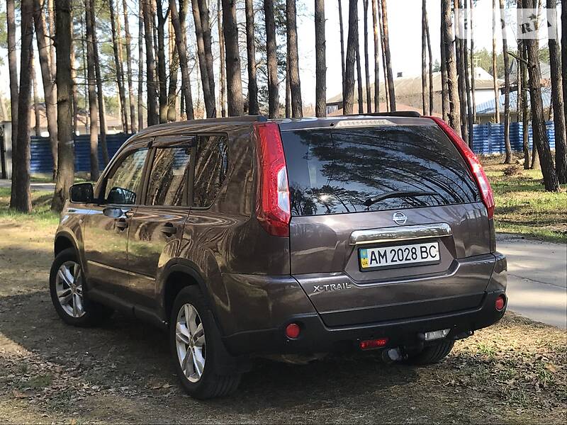 Позашляховик / Кросовер Nissan X-Trail 2010 в Києві