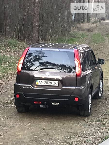 Позашляховик / Кросовер Nissan X-Trail 2010 в Києві
