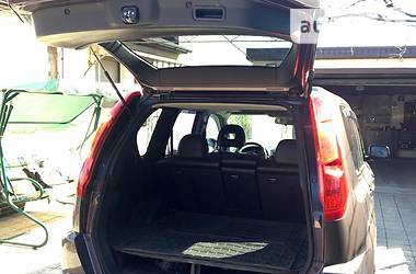 Позашляховик / Кросовер Nissan X-Trail 2007 в 