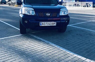 Позашляховик / Кросовер Nissan X-Trail 2003 в 
