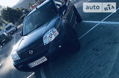 Позашляховик / Кросовер Nissan X-Trail 2003 в 