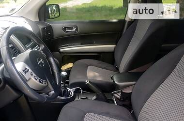 Позашляховик / Кросовер Nissan X-Trail 2010 в 
