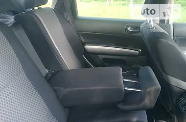 Позашляховик / Кросовер Nissan X-Trail 2010 в 