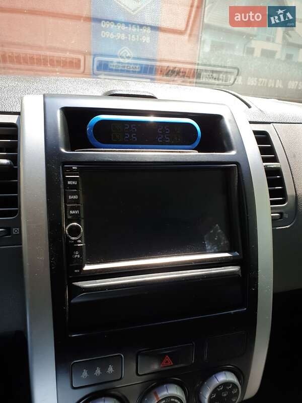 Позашляховик / Кросовер Nissan X-Trail 2008 в Херсоні