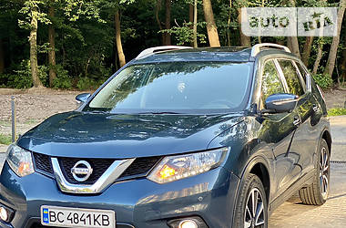Внедорожник / Кроссовер Nissan X-Trail 2015 в Львове