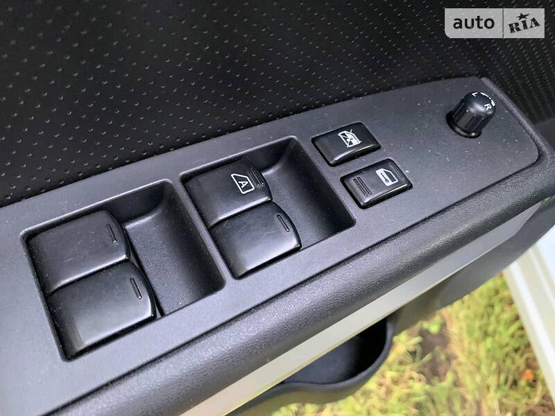 Позашляховик / Кросовер Nissan X-Trail 2013 в Світловодську