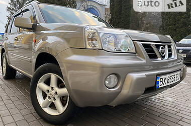 Внедорожник / Кроссовер Nissan X-Trail 2002 в Каменец-Подольском